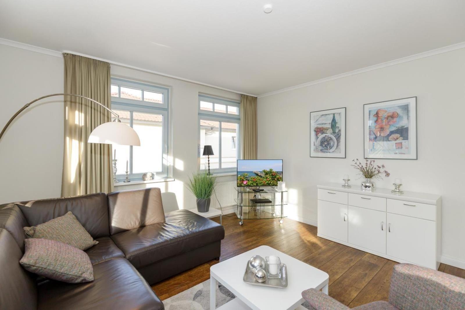 Schöne Ferienwohnung in Kühlungsborn Ost - Strandstraße Exterior foto